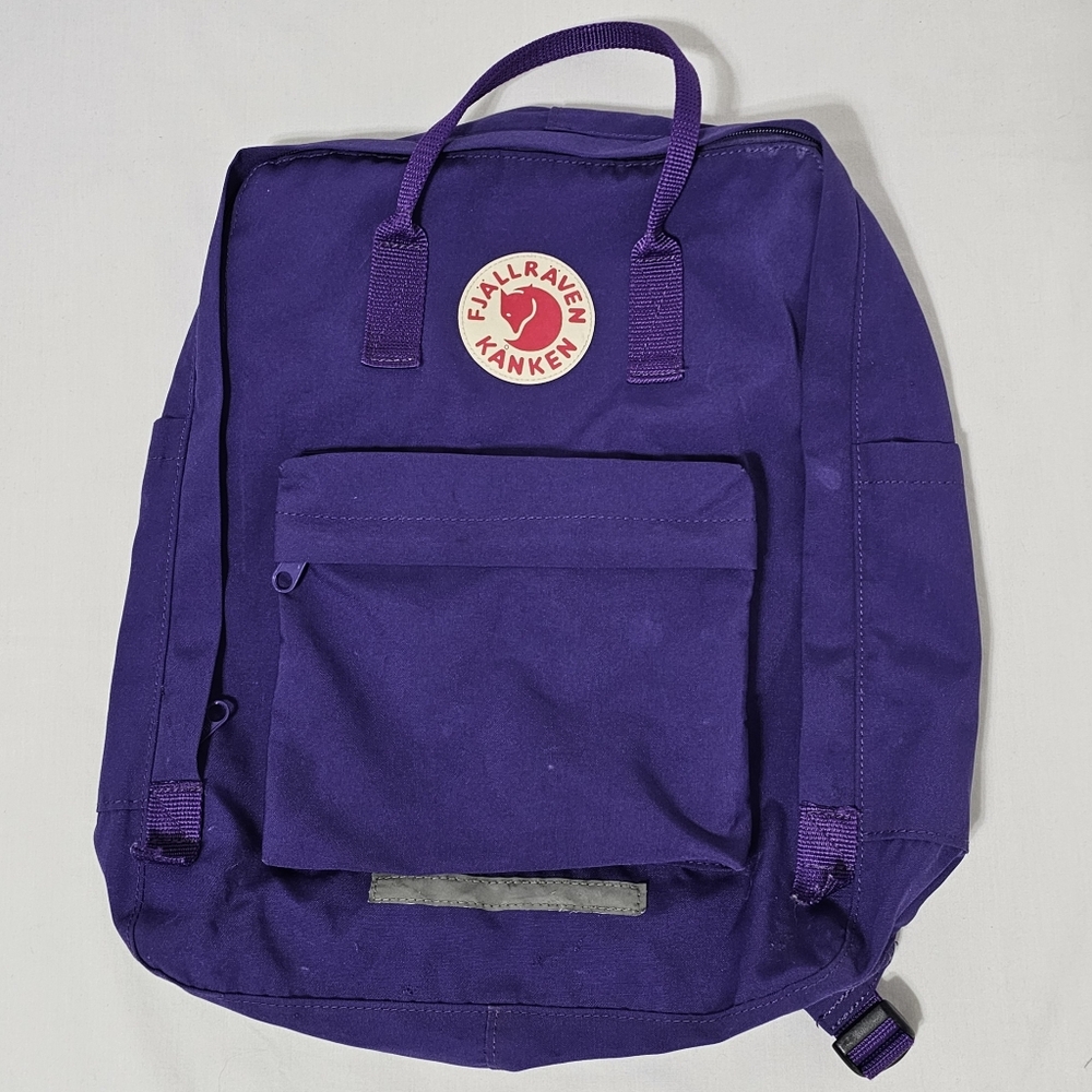 Fjallraven Kanken Big Backpack in Purple